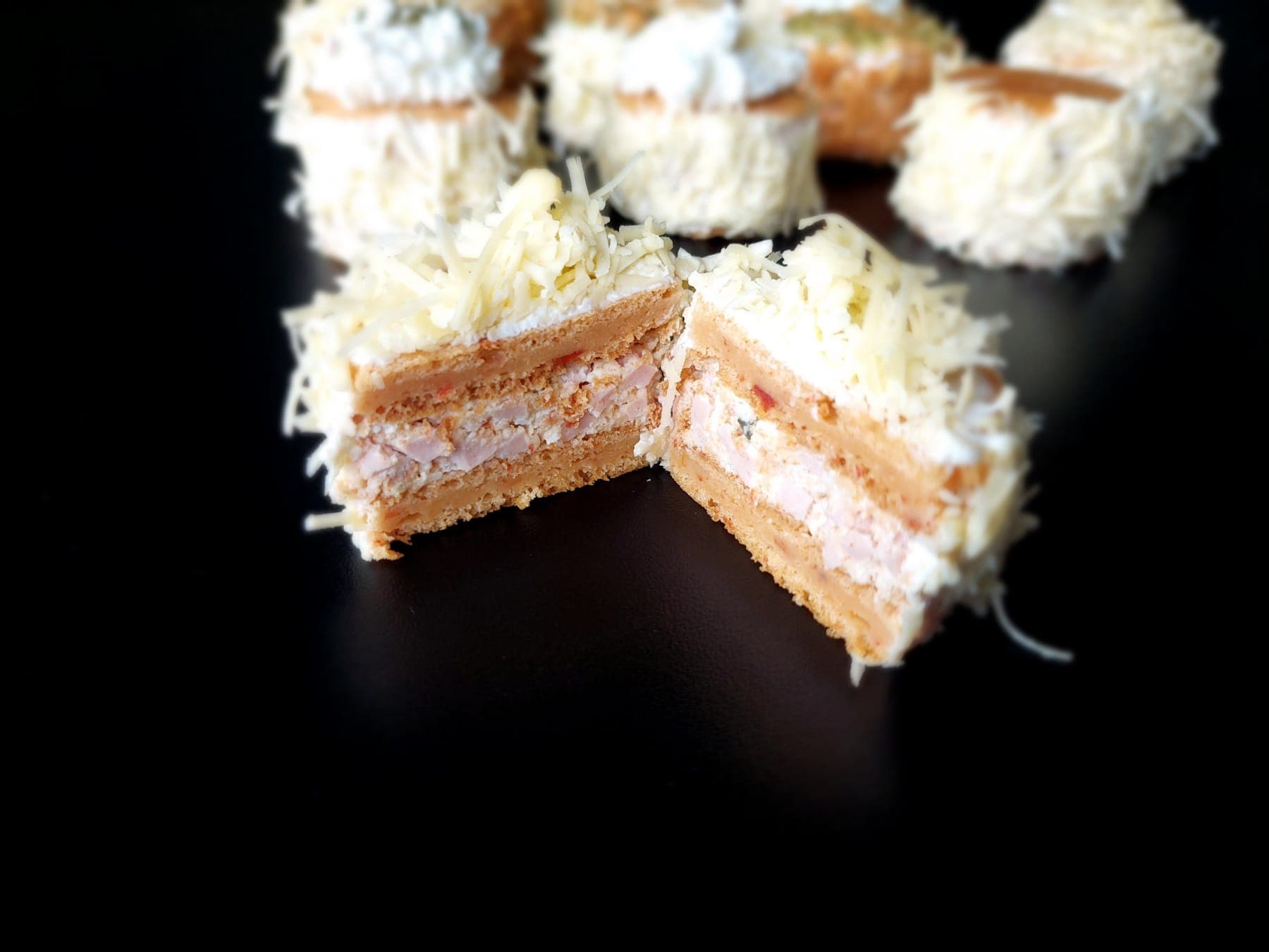 Slane ruske kape — Munchies Ketering (2)